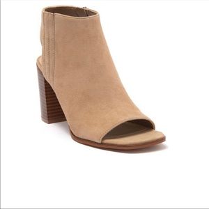 Vince Camuto Kensil Heel Sandal